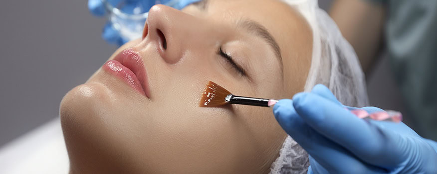 Reveal Radiant Skin: The Science Behind Chemical Peels and How They Work
